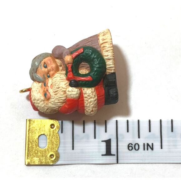 Hallmark Miniature Ornament Kringle's Series #5 - Picture 7 of 7